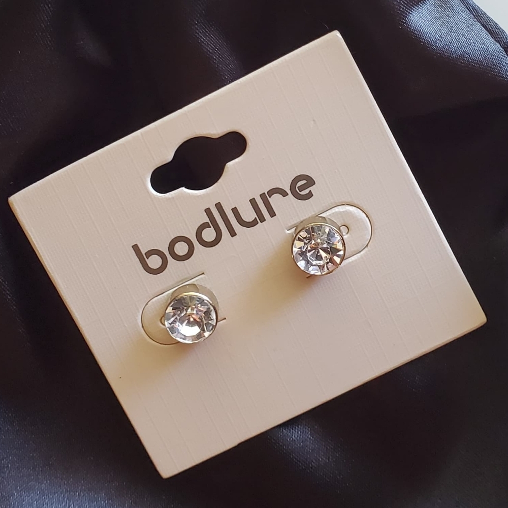 Bodlure Rhinestone Stud Earrings